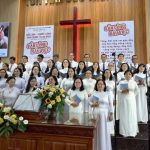 6. Ban hát TTN HTTL An Lạc Tây tôn vinh Chúa