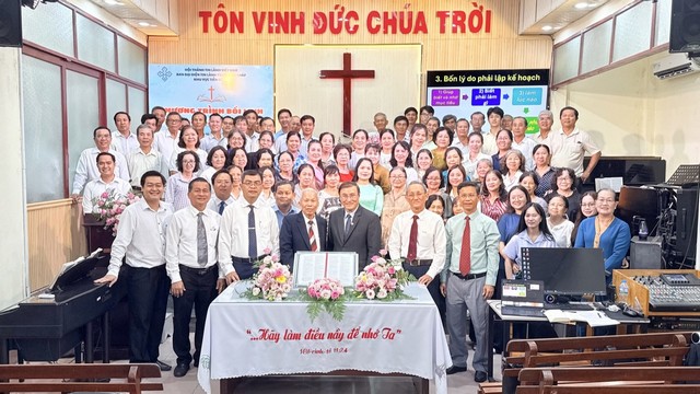 Đồng Tháp: Bồi dưỡng Mục vụ Chấp sự và Trưởng ban ngành các Hội Thánh