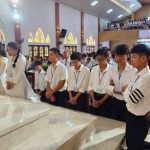 Cầu nguyện và Kêu gọi dâng mình