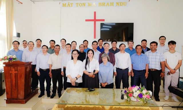 Phòng Truyền thông TLH gặp mặt các Nhóm Biên tập BHKTHN tiếng sắc tộc