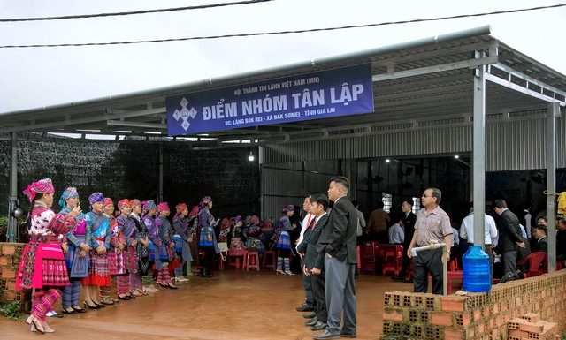 Gia Lai: Lễ Cảm tạ và Công bố Thành lập Điểm Nhóm Tin Lành Tân Lập