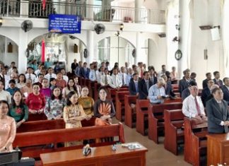 Vĩnh Long: Bồi linh – Hiệp nguyện Giáo phẩm và Đại diện Ban Chấp sự các Hội Thánh