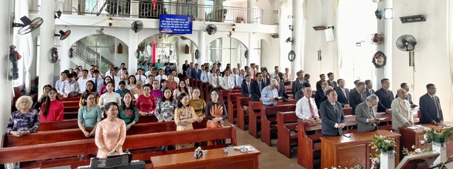 Vĩnh Long: Bồi linh – Hiệp nguyện Giáo phẩm và Đại diện Ban Chấp sự các Hội Thánh
